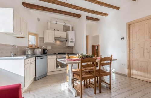 Segonzano Apartment | Holiday Apartment “Casa di Ada” with Mountain View & Wi-Fi