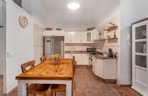 El Fraile Apartment | Holiday Apartment 'Casa Eusebia' with Wi-Fi