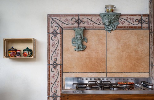 Borgagne Apartment | Holiday Apartment 'Casa Zoraide' with Private Terrace & Wi-Fi