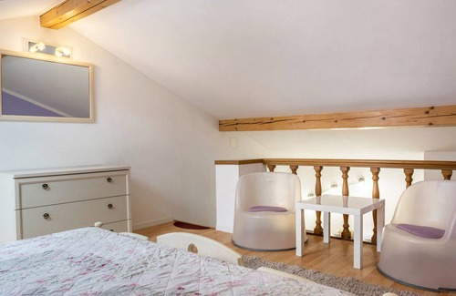 Grumes Apartment | Holiday Apartment "Casa Margherita" with Mountain View, Private Garden & Wi-Fi
