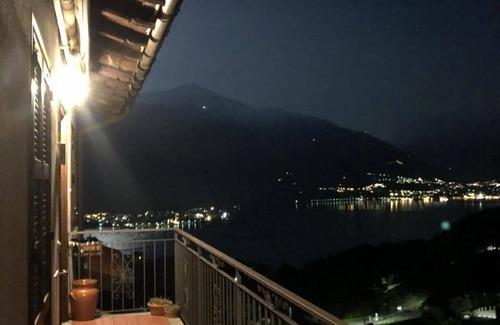 Vignola Apartment | Holiday apartment Cremia for 1 - 6 persons with 2 bedrooms - Holiday apartment