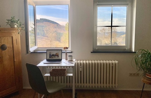 Nordenau Apartment | Holiday Apartment "Naturpause" with Private Terrace & Wi-Fi
