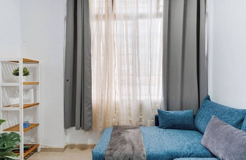 San Fernando Apartment | Holiday Apartment "Un Descanso 1" in City Center with Wi-Fi