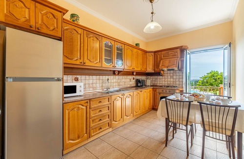 Limni Apartment | Holiday Apartment "Even Ezer" with Sea View, Private Pool & Wi-Fi