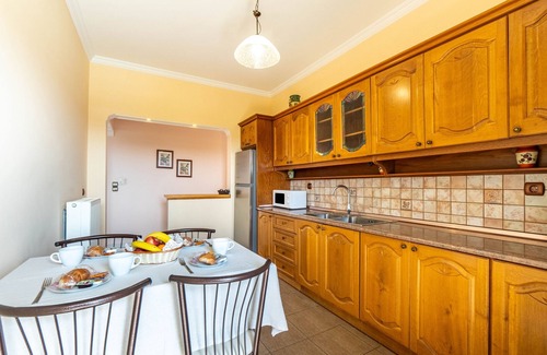 Limni Apartment | Holiday Apartment "Even Ezer" with Sea View, Private Pool & Wi-Fi