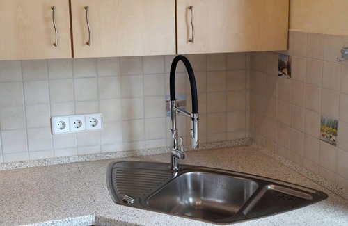Kehl Apartment | Holiday Apartment 'Gästesuite' with Forest View, Terrace, Wi-Fi and Air Conditioning