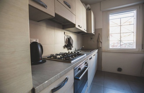 Pavia Apartment | Holiday Apartment "Grey House Pavia near Hospitals" with A/C & Wi-Fi