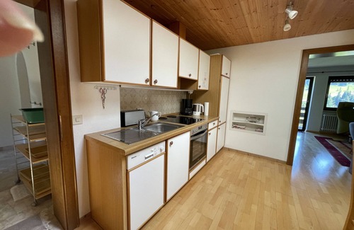 Mittelberg Apartment | Holiday Apartment Gruppenferienwohnung am Auweg with Mountain View, Garden & Wi-Fi