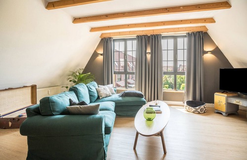 Mahndorf Apartment | Holiday Apartment "Hanse" with Private Terrace & Wi-Fi
