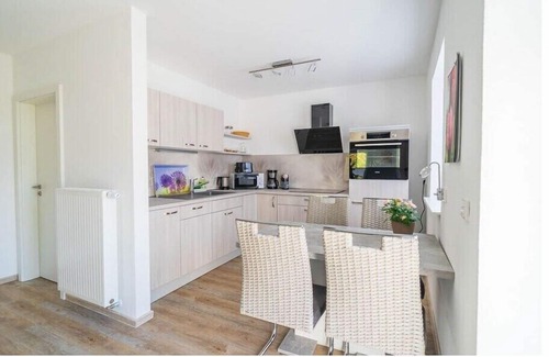 Lossatal House | Holiday Apartment Haus Teichblick