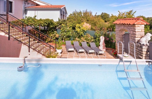 Peresiji Apartment | Holiday apartment with air conditioning