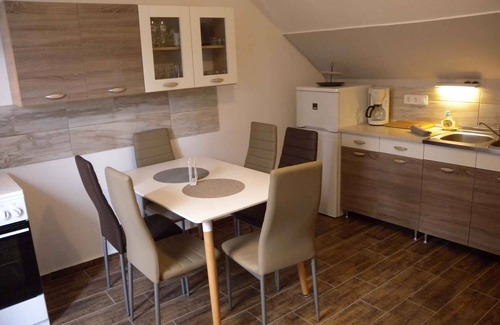 Balatongyorok Apartment | Holiday apartment with Internet access and garden