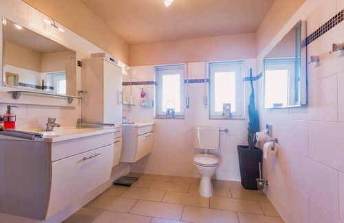 Mensfelden Apartment | Holiday apartment Hünfelden for 4 - 10 persons with 4 bedrooms - Holiday apartment