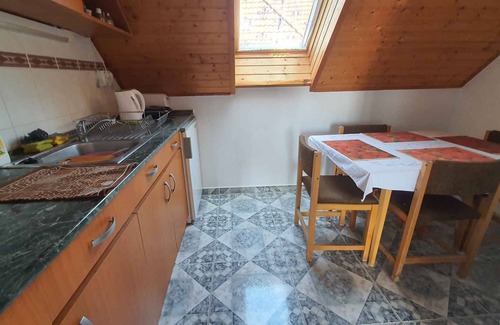 Fonyod Apartment | Holiday apartment in quiet surroundings with garden