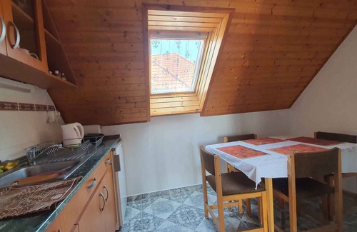 Fonyod Apartment | Holiday apartment in quiet surroundings with garden