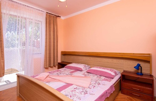 Kuciste Apartment | Holiday apartment Kuciste for 1 - 7 persons with 2 bedrooms - Holiday apartment