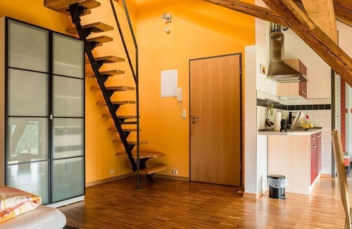 Schmorsdorf Apartment | Holiday apartment "Maisonette Julia", Bedsitter - Alte Scheune Rietzschelhof