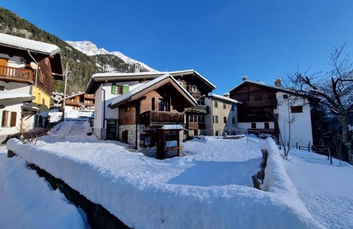 Macugnaga Apartment | Holiday apartment Macugnaga for 1 - 5 persons with 1 bedroom - Holiday apartment in one or multi-fam
