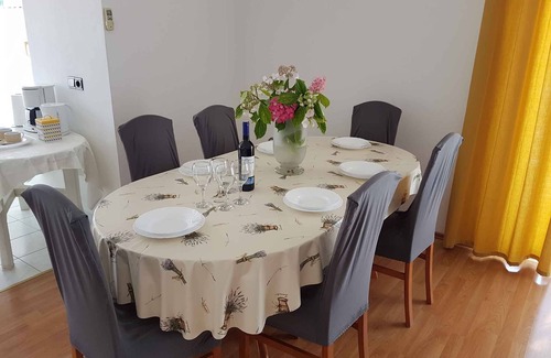 Pirovac Apartment | Holiday apartment mit Terrasse und Klimaanlage