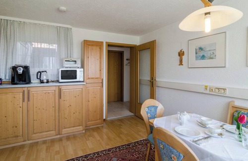 Ueberlingen Apartment | Holiday Apartment "Munding" with Garden, Terrace, Lake View, Grill & SAT-TV