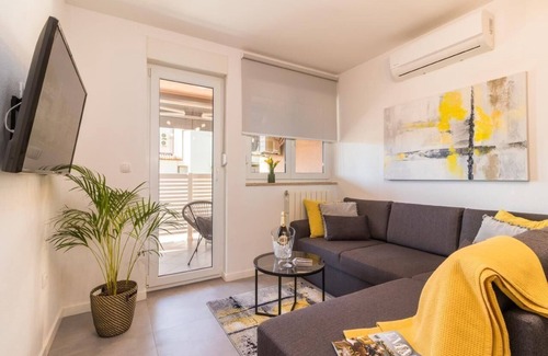 Vintijan Apartment | Holiday apartment Pula for 1 - 6 persons with 3 bedrooms - Holiday apartment