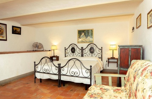 Rapale Other | Holiday apartment Rapale for 1 - 9 persons with 3 bedrooms - Farmhouse