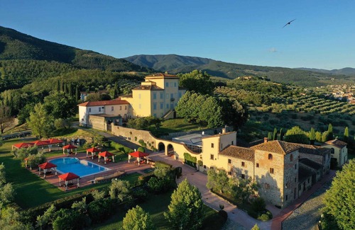 Santomato Apartment | Holiday apartment- Rooms with an outdoor pool