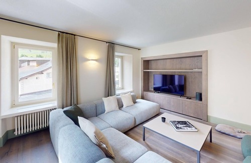 Samedan Apartment | Holiday apartment Samedan for 1 - 8 persons with 4 bedrooms - Holiday apartment
