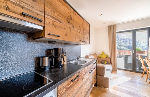 Collepietra Apartment | Holiday Apartment "Sonnleiten Sonnenparadies" with Wi-Fi
