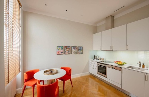 Alservorstadt Apartment | Holiday apartment Vienna for 1 - 4 persons with 1 bedroom - Historical building