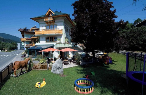 Fieberbrunn Apartment | Holiday apartment with wellness area and outdoor pool
