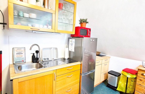 Berlar Apartment | Holiday Apartment Waldblick with Large Balcony, Ground Level (Inside and Out) and Unique View