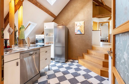 Weilheim Apartment | Holiday Apartment Wegwarte with Mountain View, Shared Terrace and Wi-Fi