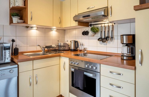 Breitnau Apartment | Holiday Apartment "Weitblick" with Mountain View, Balcony & Wi-Fi