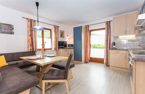 Walchsee Apartment | Holiday apartment with balcony and garden
