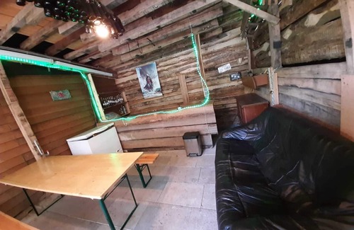 Neuhaus an der Pegnitz Apartment | Holiday house perfect for groups in an idyllic secluded location with pool