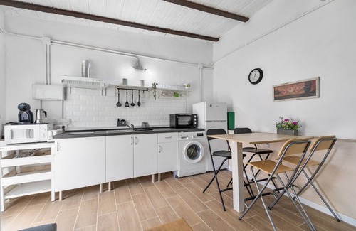 Los Franceses-la Vega House | Holiday Home 'Casa Limonero' with Private Pool, Wi-Fi and Air Conditioning