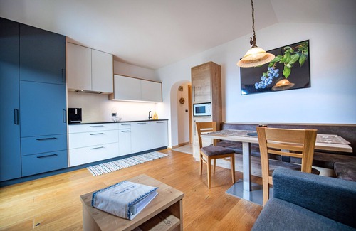 Albions Apartment | Holiday Farm Apartments Ausservogelweiderhof 300D