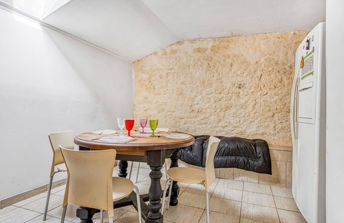 Saint-Ciers-sur-Gironde House | Holiday Home 'Un Petit Toit À La Campagne'