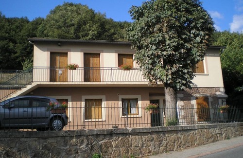 Saint-Victor-et-Melvieu House | Holiday Home 'Gîte Saint-victor-et-melvieu' with Mountain View