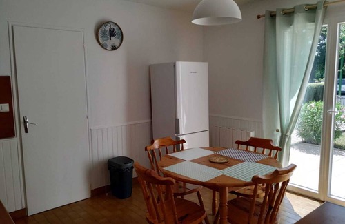 Saint-Vincent-sur-Jard House | Holiday house near the sea