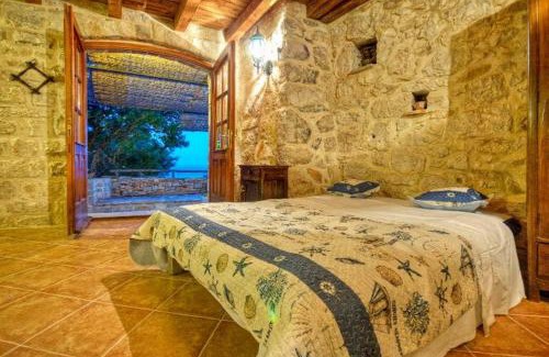 Sveta Nedjelja House | Holiday Getaway Caric