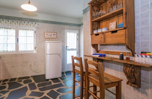 Herrera de Alcantara House | Holiday Home in Herrera near Tajo River
