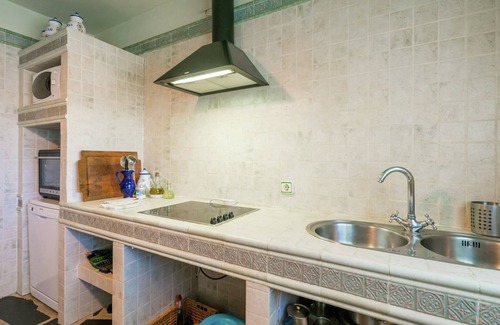 Herrera de Alcantara House | Holiday Home in Herrera near Tajo River