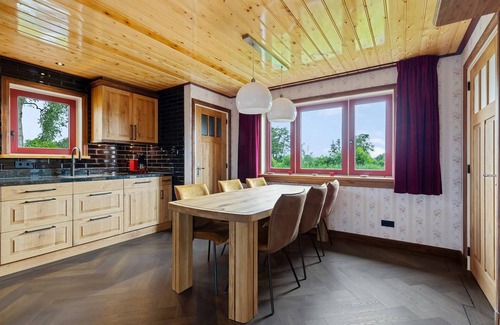 Jistrum House | Holiday Home in Friesland near Canal & Lake
