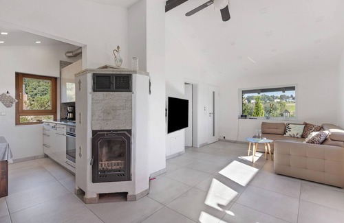 Herdwangen Schoenach House | Holiday Home 'Ferienhaus Schönach' with Private Terrace and Wi-Fi