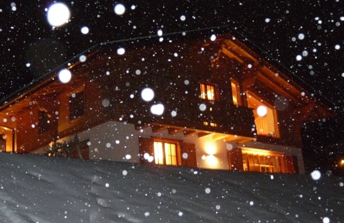 Nendaz Ski Chalet | Holiday home 8 person chalet, 3 bathrooms, 4 bedrooms Nendaz Valais
