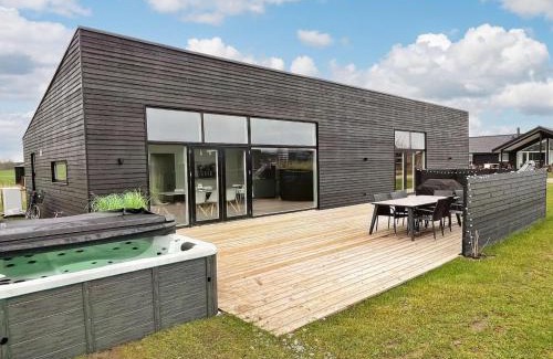 Odder House | Holiday Home Aatami - 500m from the sea by Interhome