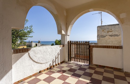 Castelvetrano House | Holiday Home 'Abbronzati A Triscina' with Sea View, Garden, Terrace & Wi-Fi