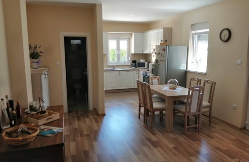 Dusina House | Holiday Home Amaya